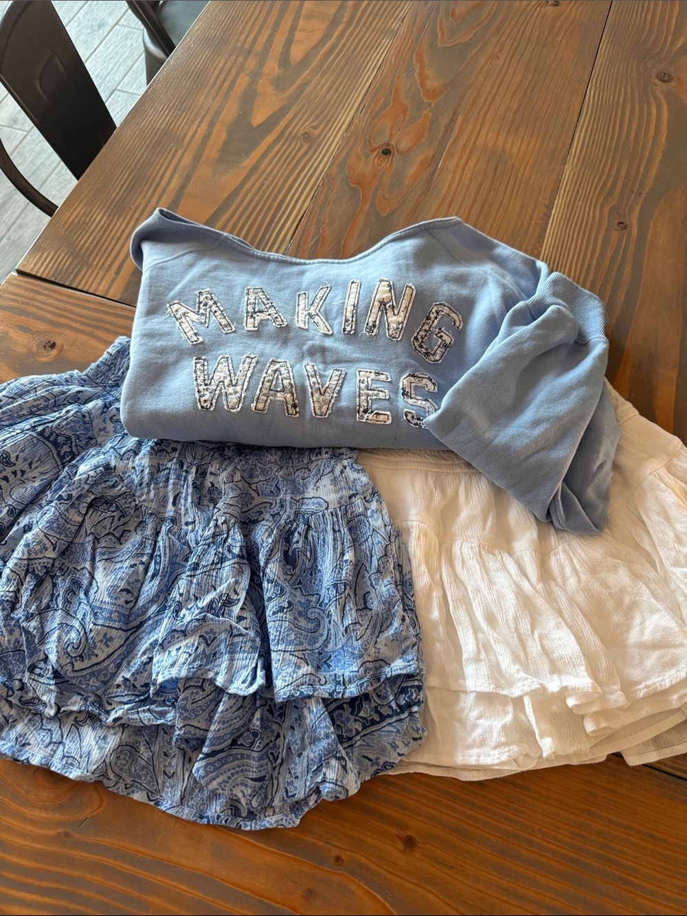 Spring/Summer Hollister skort outfit